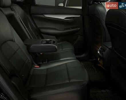 Черный Инфинити QX50, объемом двигателя 2 л и пробегом 83 тыс. км за 21999 $, фото 27 на Automoto.ua