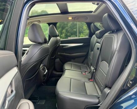 Черный Инфинити QX50, объемом двигателя 2 л и пробегом 48 тыс. км за 8300 $, фото 12 на Automoto.ua