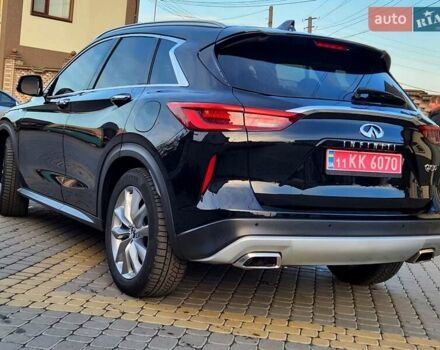 Чорний Інфініті QX50, об'ємом двигуна 2 л та пробігом 49 тис. км за 21800 $, фото 9 на Automoto.ua