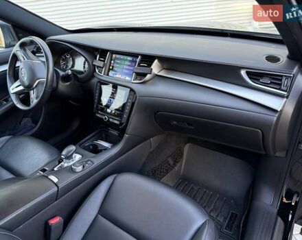 Черный Инфинити QX50, объемом двигателя 1.99 л и пробегом 61 тыс. км за 29900 $, фото 28 на Automoto.ua