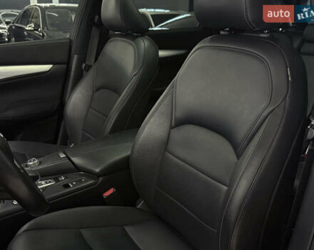 Черный Инфинити QX50, объемом двигателя 2 л и пробегом 83 тыс. км за 21999 $, фото 20 на Automoto.ua