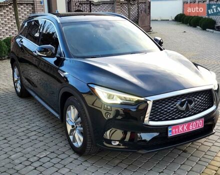 Чорний Інфініті QX50, об'ємом двигуна 2 л та пробігом 49 тис. км за 21800 $, фото 18 на Automoto.ua