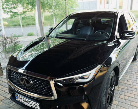 Чорний Інфініті QX50, об'ємом двигуна 2 л та пробігом 131 тис. км за 27000 $, фото 2 на Automoto.ua