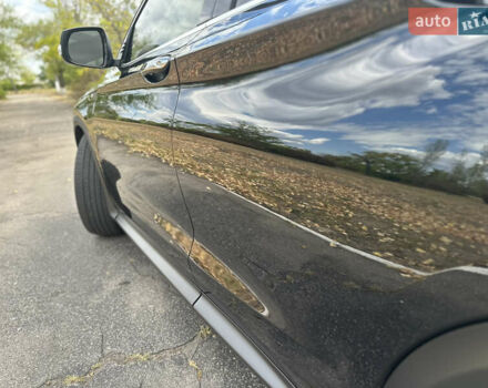 Чорний Інфініті QX50, об'ємом двигуна 2 л та пробігом 33 тис. км за 25200 $, фото 9 на Automoto.ua