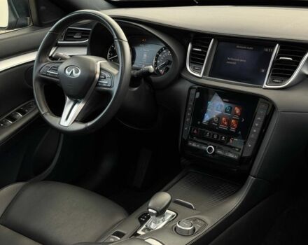 Черный Инфинити QX50, объемом двигателя 2 л и пробегом 30 тыс. км за 25800 $, фото 12 на Automoto.ua