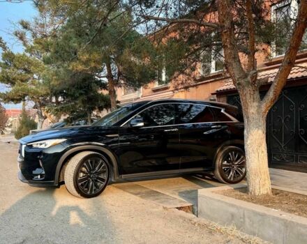 Черный Инфинити QX50, объемом двигателя 2 л и пробегом 89 тыс. км за 21999 $, фото 5 на Automoto.ua
