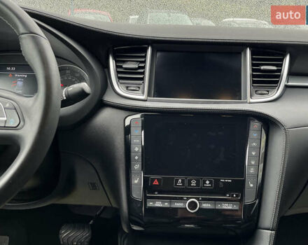 Черный Инфинити QX50, объемом двигателя 2 л и пробегом 92 тыс. км за 24999 $, фото 24 на Automoto.ua