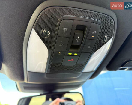 Чорний Інфініті QX50, об'ємом двигуна 2 л та пробігом 63 тис. км за 24600 $, фото 24 на Automoto.ua
