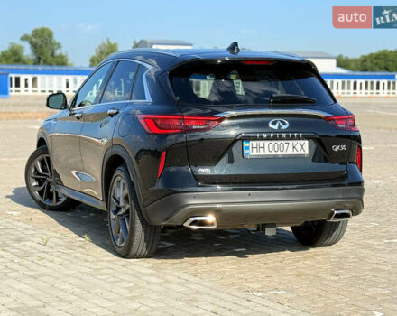 Чорний Інфініті QX50, об'ємом двигуна 2 л та пробігом 63 тис. км за 24600 $, фото 15 на Automoto.ua