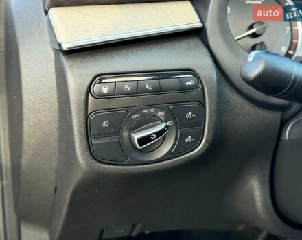 Чорний Інфініті QX50, об'ємом двигуна 2 л та пробігом 63 тис. км за 24600 $, фото 20 на Automoto.ua