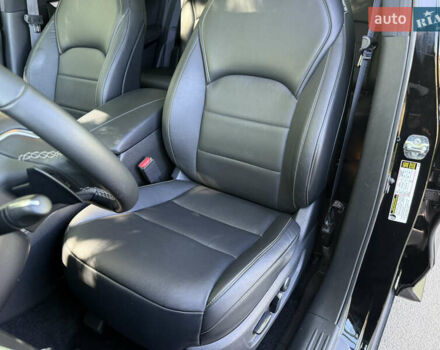 Черный Инфинити QX50, объемом двигателя 1.99 л и пробегом 48 тыс. км за 20900 $, фото 40 на Automoto.ua