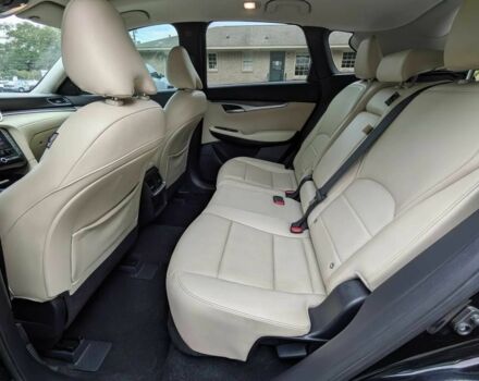 Черный Инфинити QX50, объемом двигателя 2 л и пробегом 25 тыс. км за 16000 $, фото 9 на Automoto.ua