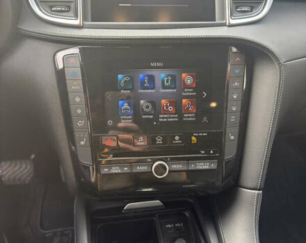 Чорний Інфініті QX50, об'ємом двигуна 2 л та пробігом 80 тис. км за 21900 $, фото 10 на Automoto.ua