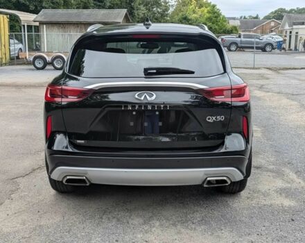 Черный Инфинити QX50, объемом двигателя 2 л и пробегом 25 тыс. км за 16000 $, фото 4 на Automoto.ua