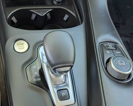 Чорний Інфініті QX50, об'ємом двигуна 2 л та пробігом 23 тис. км за 15500 $, фото 9 на Automoto.ua