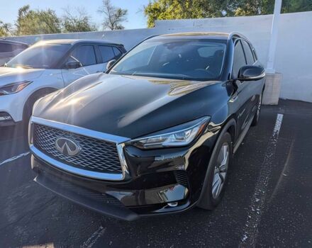 Чорний Інфініті QX50, об'ємом двигуна 2 л та пробігом 23 тис. км за 15500 $, фото 2 на Automoto.ua
