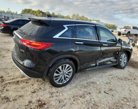 Черный Инфинити QX50, объемом двигателя 2 л и пробегом 46 тыс. км за 19100 $, фото 2 на Automoto.ua