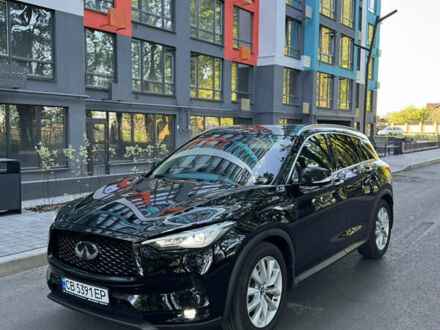 Черный Инфинити QX50, объемом двигателя 2 л и пробегом 140 тыс. км за 21900 $, фото 1 на Automoto.ua