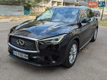 Чорний Інфініті QX50, об'ємом двигуна 2 л та пробігом 180 тис. км за 18500 $, фото 1 на Automoto.ua