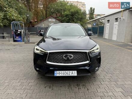 Чорний Інфініті QX50, об'ємом двигуна 2 л та пробігом 180 тис. км за 21700 $, фото 1 на Automoto.ua