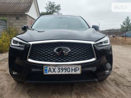 Черный Инфинити QX50, объемом двигателя 2 л и пробегом 32 тыс. км за 26000 $, фото 1 на Automoto.ua
