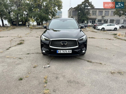Черный Инфинити QX50, объемом двигателя 2 л и пробегом 129 тыс. км за 24000 $, фото 1 на Automoto.ua