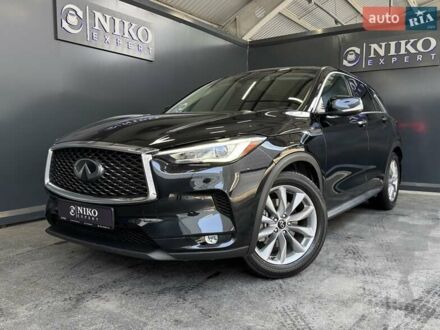 Чорний Інфініті QX50, об'ємом двигуна 2 л та пробігом 30 тис. км за 23500 $, фото 1 на Automoto.ua