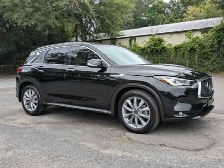 Черный Инфинити QX50, объемом двигателя 2 л и пробегом 25 тыс. км за 16000 $, фото 1 на Automoto.ua