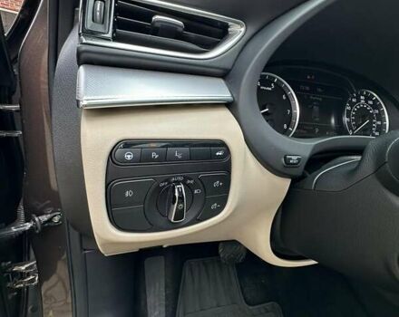 Коричневый Инфинити QX50, объемом двигателя 2 л и пробегом 92 тыс. км за 28000 $, фото 14 на Automoto.ua