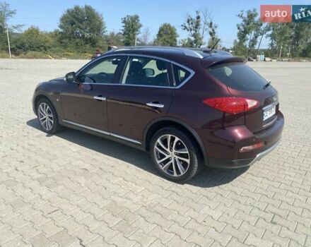 Красный Инфинити QX50, объемом двигателя 3.7 л и пробегом 60 тыс. км за 17800 $, фото 3 на Automoto.ua