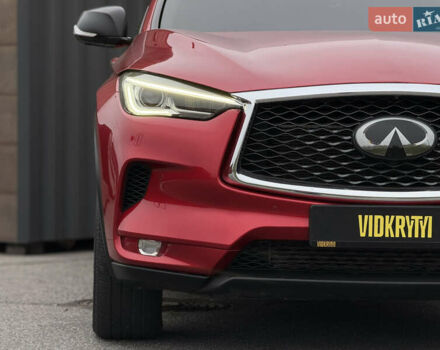 Красный Инфинити QX50, объемом двигателя 2 л и пробегом 132 тыс. км за 22350 $, фото 6 на Automoto.ua