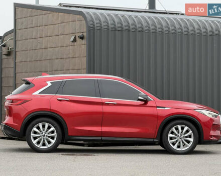 Красный Инфинити QX50, объемом двигателя 2 л и пробегом 132 тыс. км за 22350 $, фото 14 на Automoto.ua