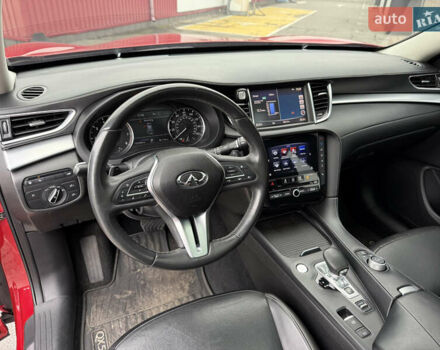 Красный Инфинити QX50, объемом двигателя 2 л и пробегом 132 тыс. км за 22350 $, фото 37 на Automoto.ua