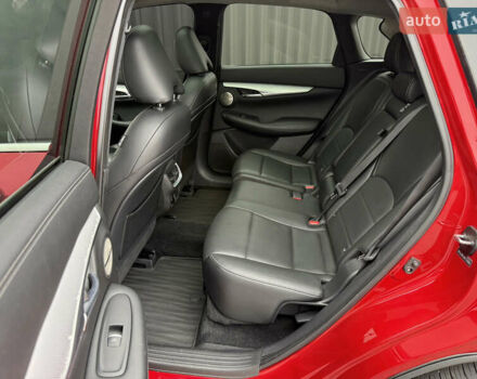 Красный Инфинити QX50, объемом двигателя 2 л и пробегом 132 тыс. км за 22350 $, фото 42 на Automoto.ua