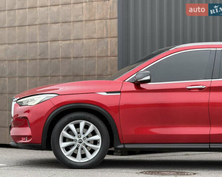 Красный Инфинити QX50, объемом двигателя 2 л и пробегом 132 тыс. км за 22350 $, фото 12 на Automoto.ua