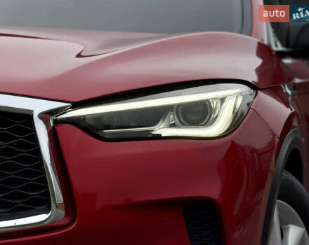 Красный Инфинити QX50, объемом двигателя 2 л и пробегом 132 тыс. км за 22350 $, фото 4 на Automoto.ua