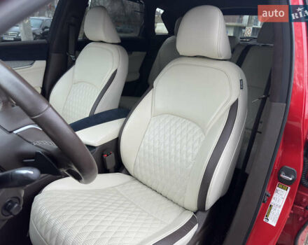 Червоний Інфініті QX50, об'ємом двигуна 2 л та пробігом 35 тис. км за 27699 $, фото 25 на Automoto.ua