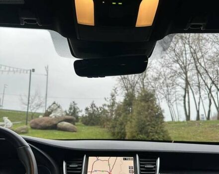 Червоний Інфініті QX50, об'ємом двигуна 2 л та пробігом 21 тис. км за 31900 $, фото 23 на Automoto.ua