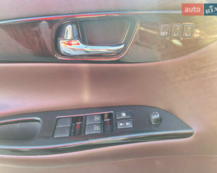 Инфинити QX50, объемом двигателя 3.7 л и пробегом 125 тыс. км за 13500 $, фото 6 на Automoto.ua