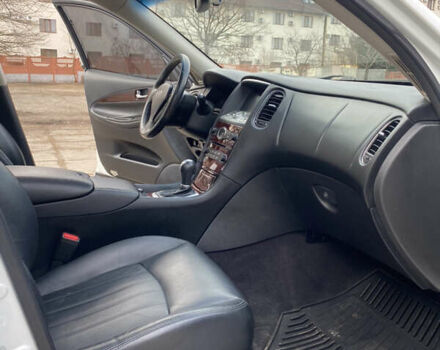 Інфініті QX50, об'ємом двигуна 3.7 л та пробігом 126 тис. км за 16600 $, фото 30 на Automoto.ua