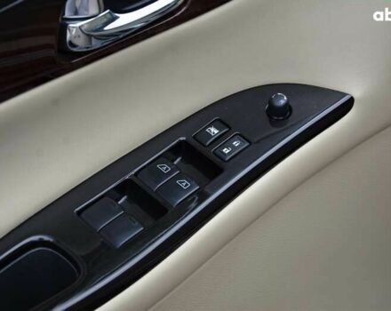 Инфинити QX50, объемом двигателя 3.7 л и пробегом 163 тыс. км за 18500 $, фото 17 на Automoto.ua