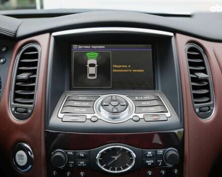 Інфініті QX50, об'ємом двигуна 2.5 л та пробігом 18 тис. км за 21900 $, фото 17 на Automoto.ua