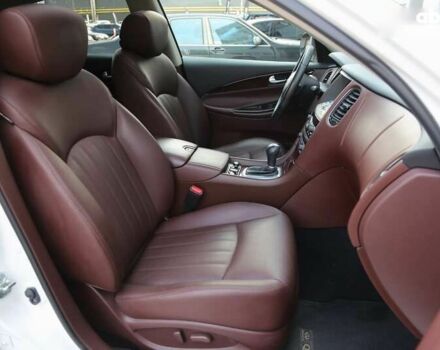 Інфініті QX50, об'ємом двигуна 2.5 л та пробігом 18 тис. км за 21900 $, фото 9 на Automoto.ua