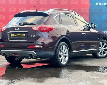 Инфинити QX50, объемом двигателя 2.5 л и пробегом 56 тыс. км за 18500 $, фото 3 на Automoto.ua