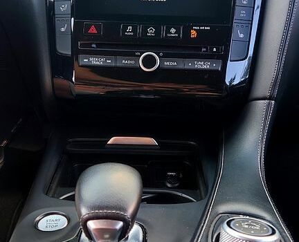 Инфинити QX50, объемом двигателя 2 л и пробегом 86 тыс. км за 25300 $, фото 6 на Automoto.ua