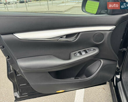 Инфинити QX50, объемом двигателя 2 л и пробегом 76 тыс. км за 21500 $, фото 38 на Automoto.ua