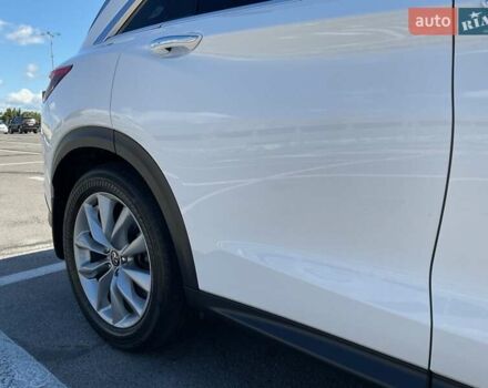 Инфинити QX50, объемом двигателя 1.99 л и пробегом 29 тыс. км за 24300 $, фото 12 на Automoto.ua