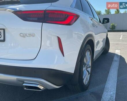 Инфинити QX50, объемом двигателя 1.99 л и пробегом 29 тыс. км за 24300 $, фото 14 на Automoto.ua