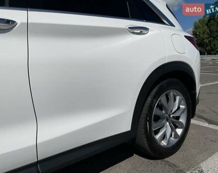 Инфинити QX50, объемом двигателя 1.99 л и пробегом 29 тыс. км за 24300 $, фото 17 на Automoto.ua