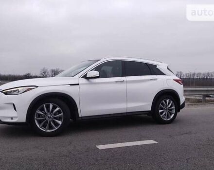 Інфініті QX50, об'ємом двигуна 2 л та пробігом 28 тис. км за 27700 $, фото 2 на Automoto.ua